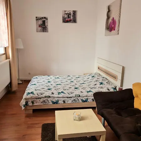 Ava Republique Apartament Braszów